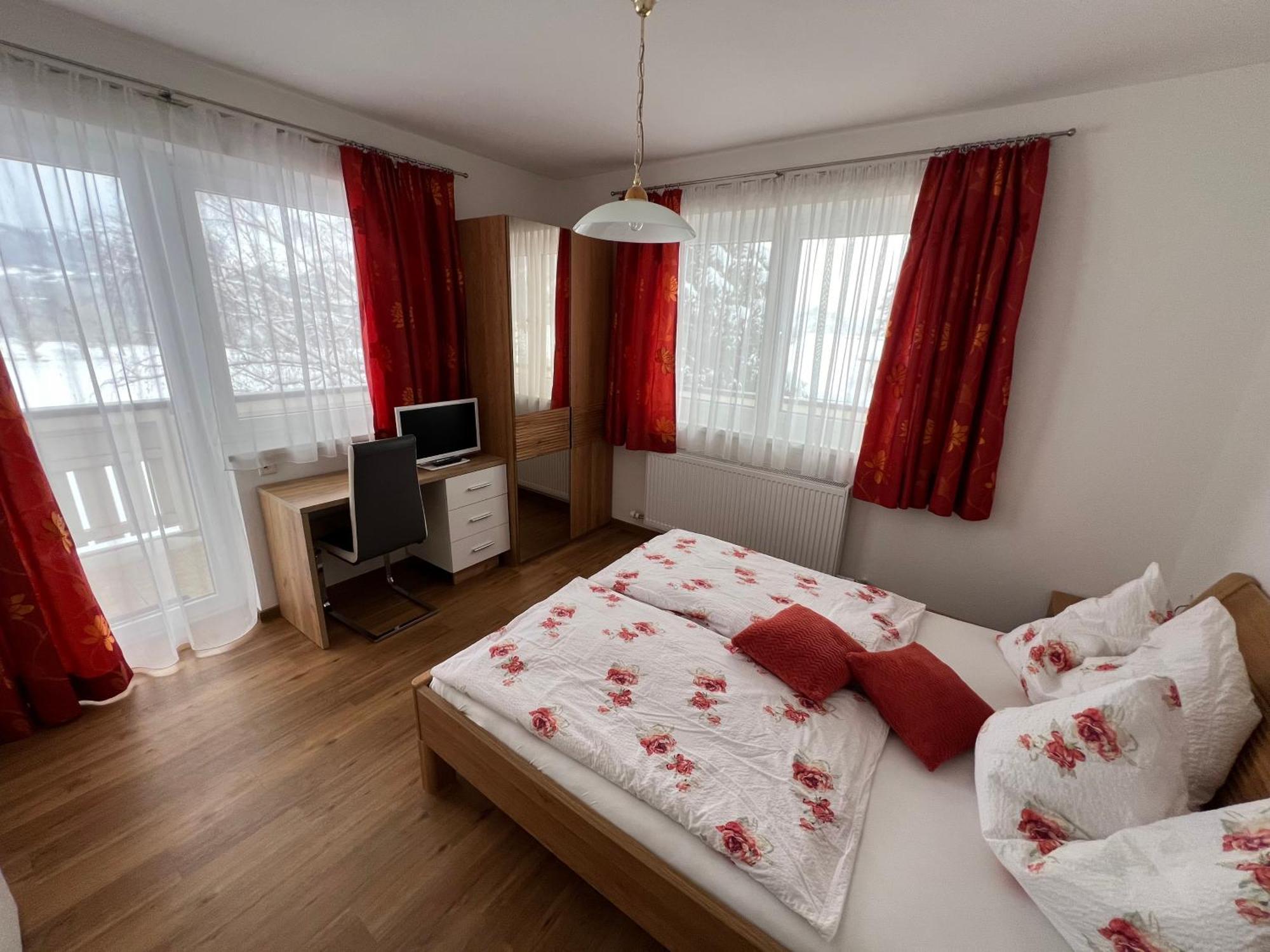 Haus Alpina Ski In & Ski Out Schladming Exterior photo