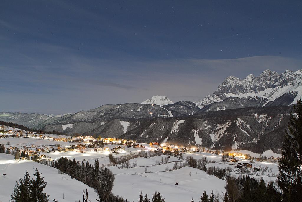 Haus Alpina Ski In & Ski Out Schladming Exterior photo